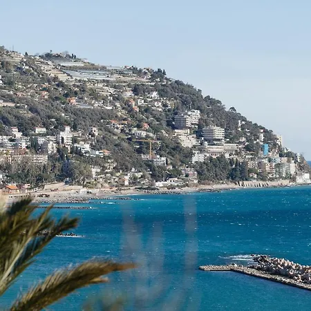 118 - Casa Sole Luna Vista Mare 500metri Dalla Spiaggia, Garage A Pagamento Ospedaletti