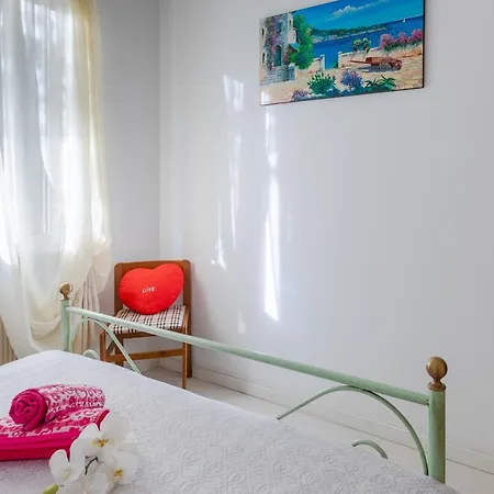118 - Casa Sole Luna Vista Mare 500metri Dalla Spiaggia, Garage A Pagamento Ospedaletti