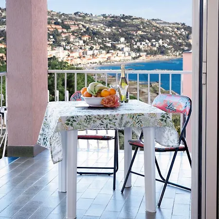118 - Casa Sole Luna Vista Mare 500metri Dalla Spiaggia, Garage A Pagamento Ospedaletti